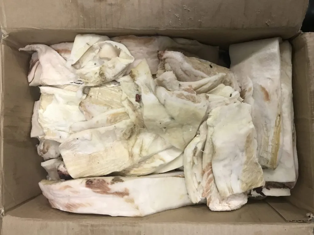 фотография продукта шпик свиной замороженный 30 р/кг